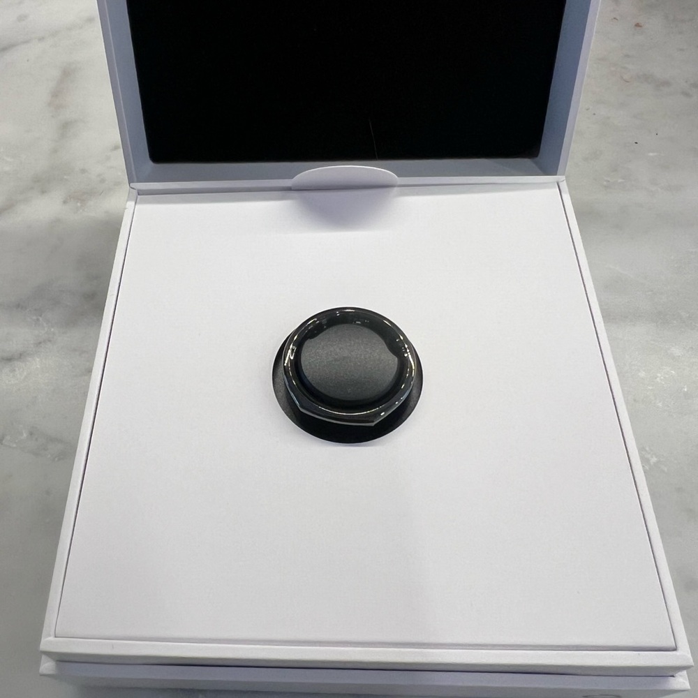 Oura Ring 3 Black Heritage Size 11